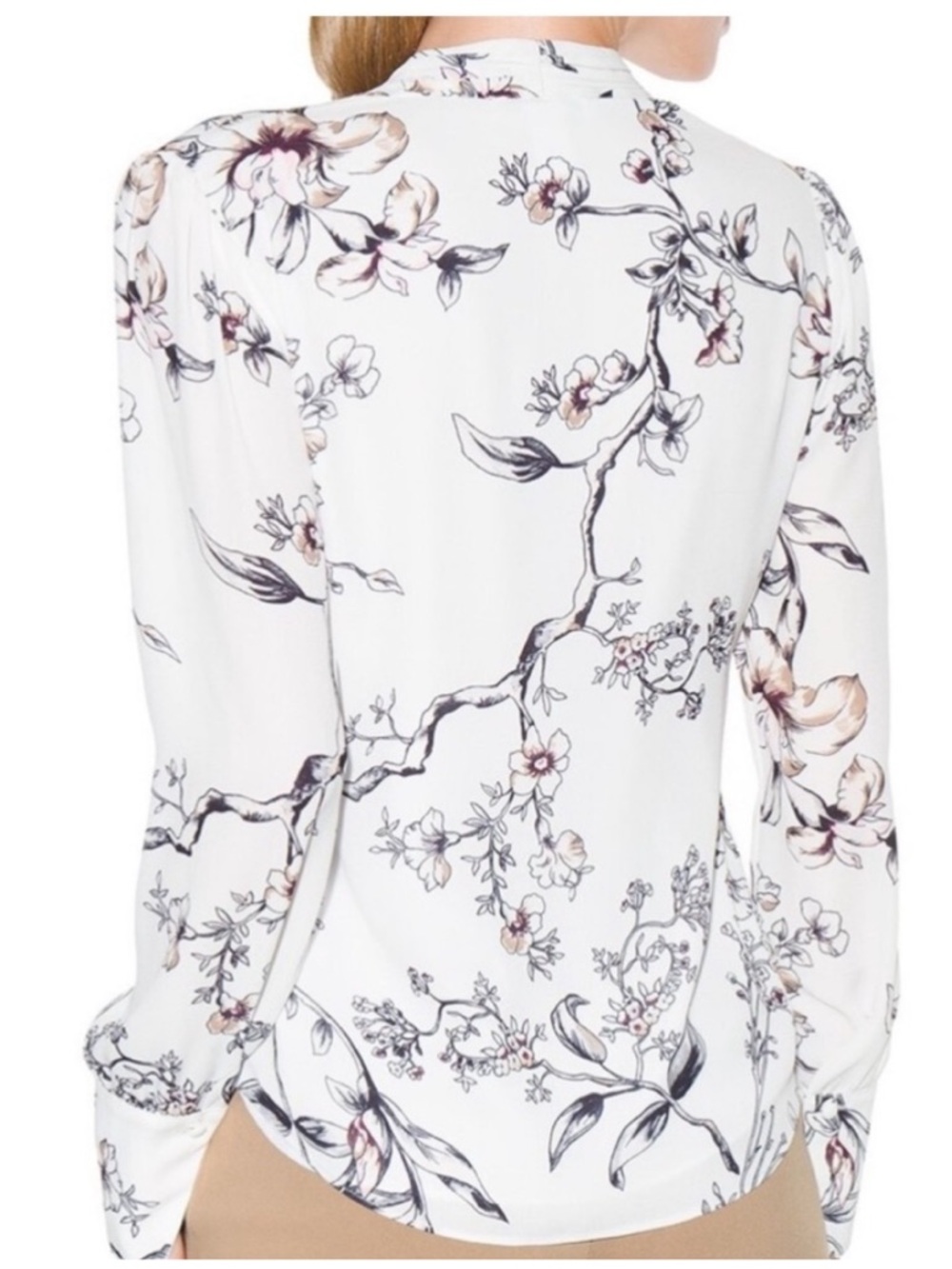WHBM FLORAL PRINT V-NECK BLOUSE - Picture 2 of 10